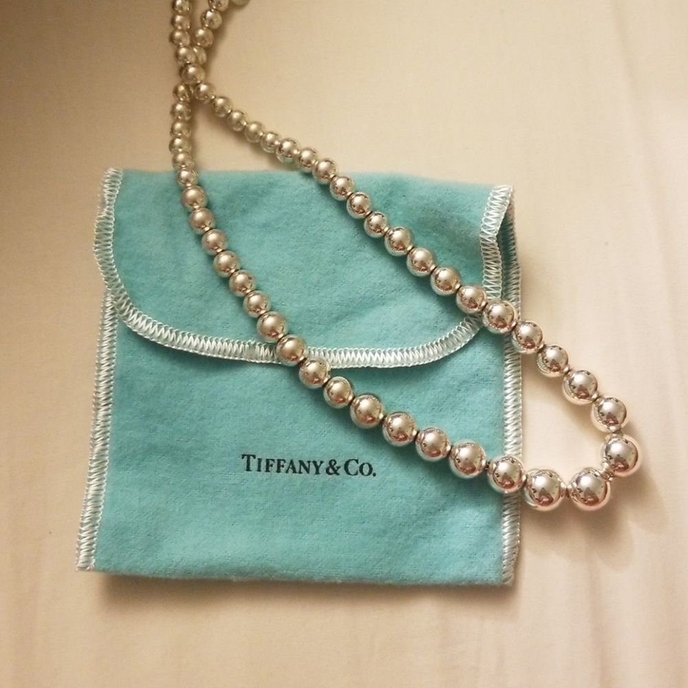 TIFFANY HARDWEAR

Graduated Ball Necklace